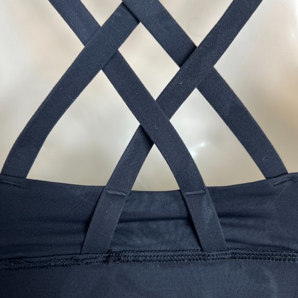 Sports Bra - High Impact - LULULEMON - Picture 6 of 9